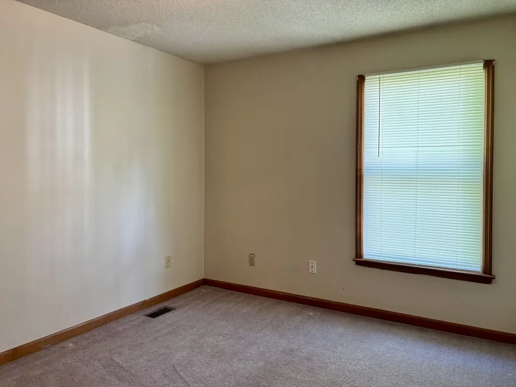 409 E Grundy Street Tullahoma TN 37388