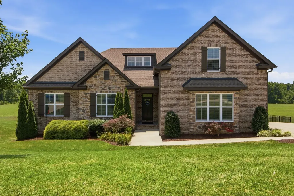 2027 Imagine Circle Spring Hill TN 37174