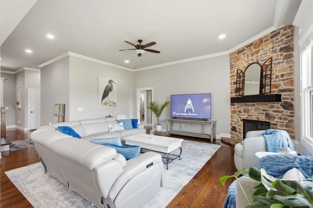 2027 Imagine Circle Spring Hill TN 37174