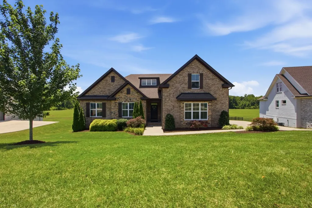 2027 Imagine Circle Spring Hill TN 37174