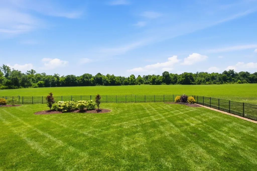 2027 Imagine Circle Spring Hill TN 37174