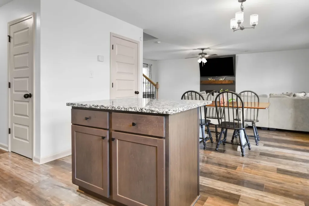 486 Indian Overlook Clarksville TN 37040