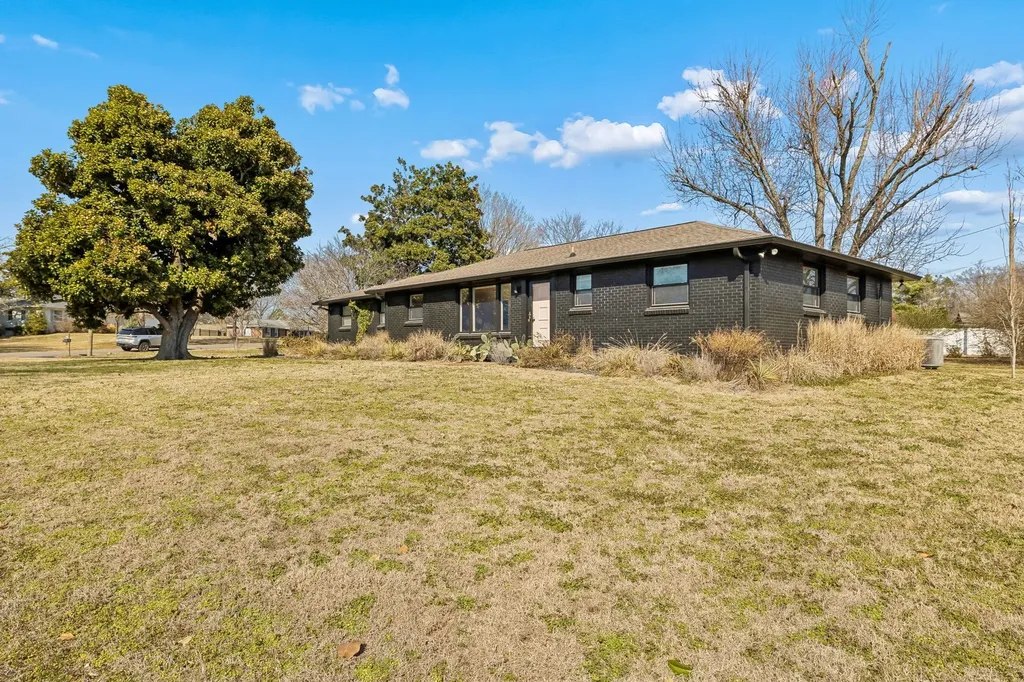 659 Devon Drive Nashville TN 37220