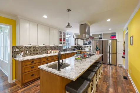 4118 Leipers Creek Road Williamsport TN 38487