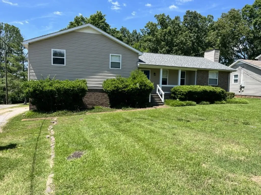 5216 Roxborough Drive Hermitage TN 37076