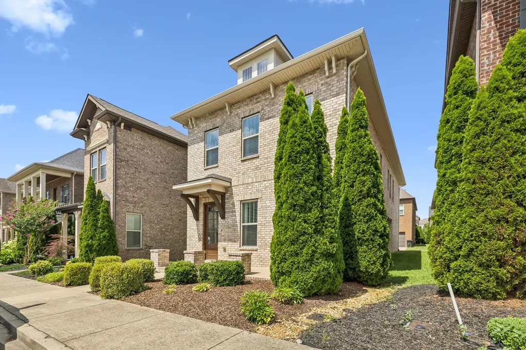 151 Benjamin Lane Hendersonville TN 37075