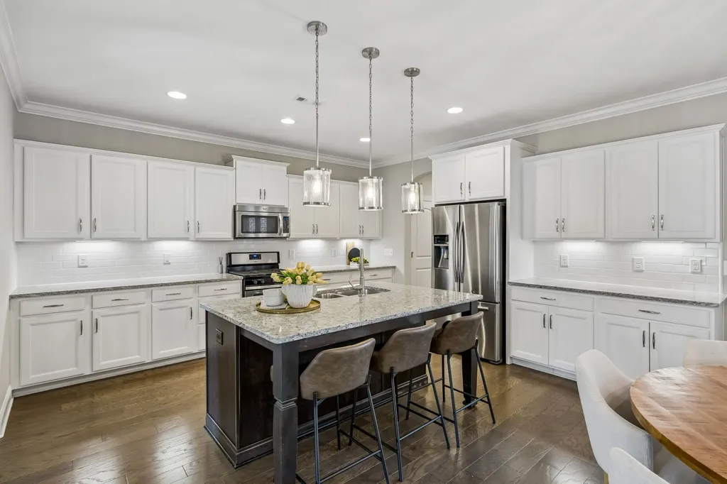 151 Benjamin Lane Hendersonville TN 37075