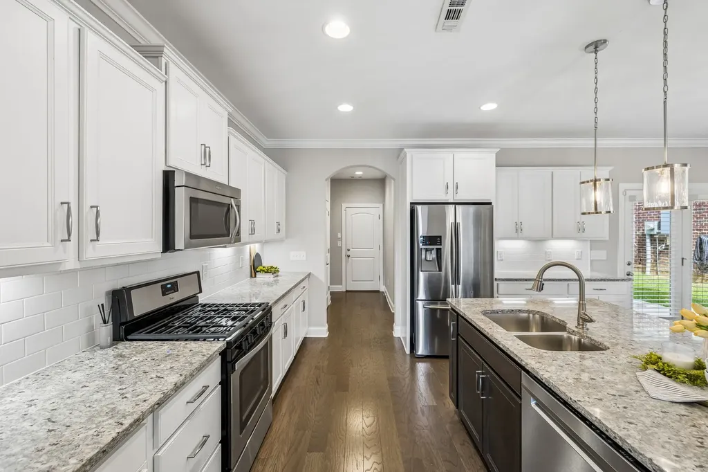 151 Benjamin Lane Hendersonville TN 37075
