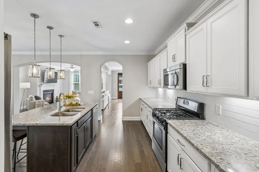 151 Benjamin Lane Hendersonville TN 37075
