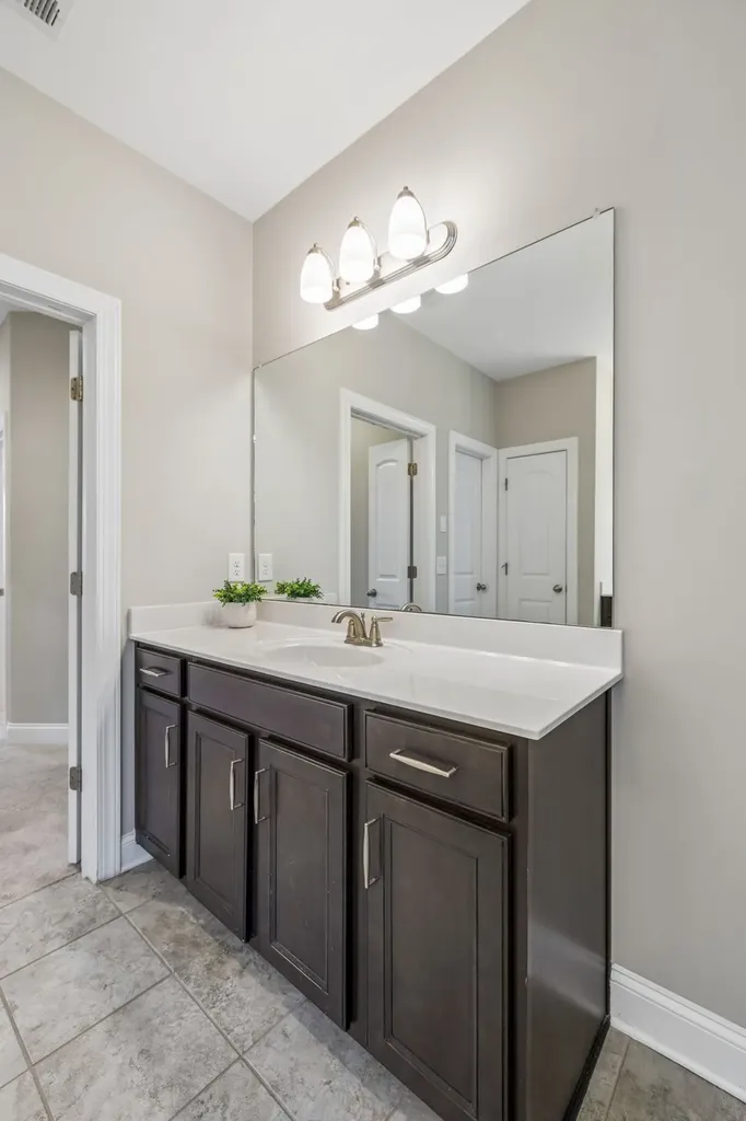 151 Benjamin Lane Hendersonville TN 37075