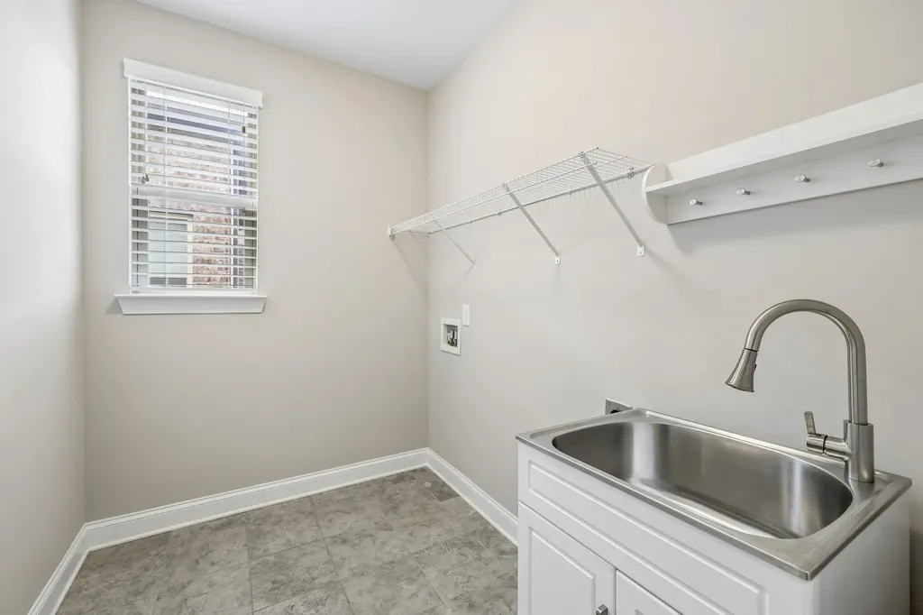 151 Benjamin Lane Hendersonville TN 37075