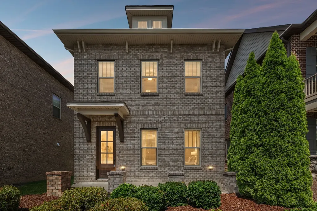 151 Benjamin Lane Hendersonville TN 37075