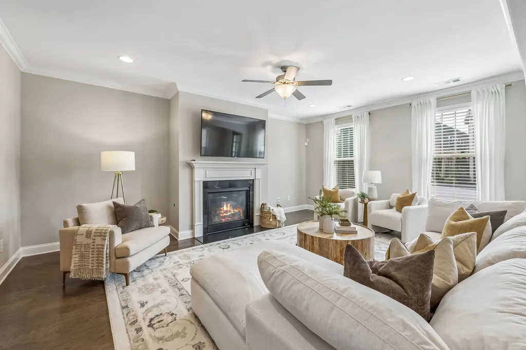 151 Benjamin Lane Hendersonville TN 37075
