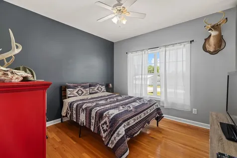 41 Harding Road Leoma TN 38468