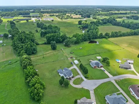 41 Harding Road Leoma TN 38468