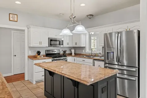 41 Harding Road Leoma TN 38468