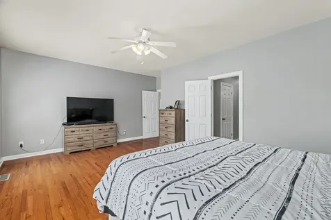 41 Harding Road Leoma TN 38468