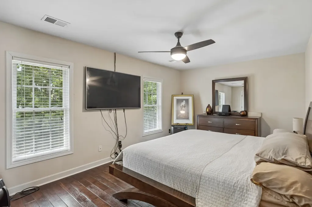 1905 28th Ave, N Nashville TN 37208