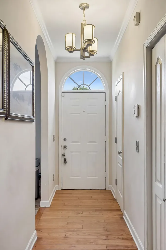 1905 28th Ave, N Nashville TN 37208