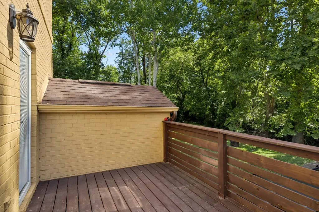 1905 28th Ave, N Nashville TN 37208
