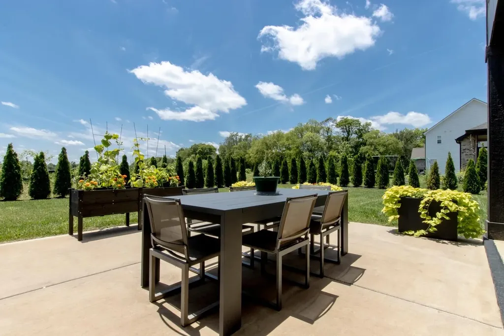 5713 Eaglemont Drive Murfreesboro TN 37129