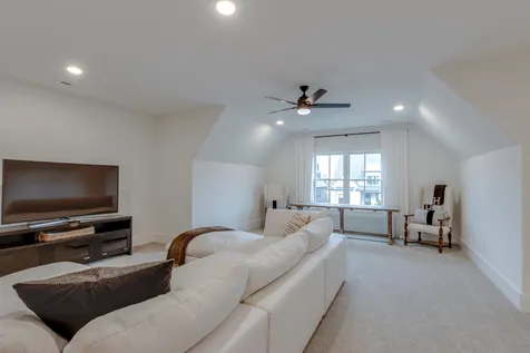 5713 Eaglemont Drive Murfreesboro TN 37129