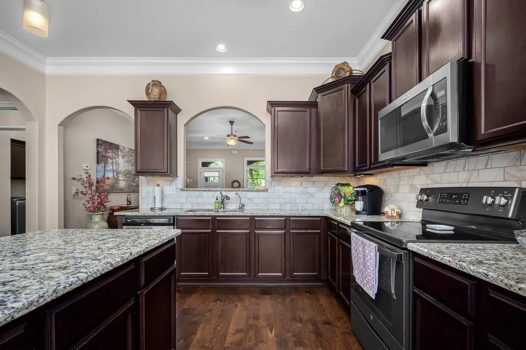 2039 Herring Crossing Murfreesboro TN 37130