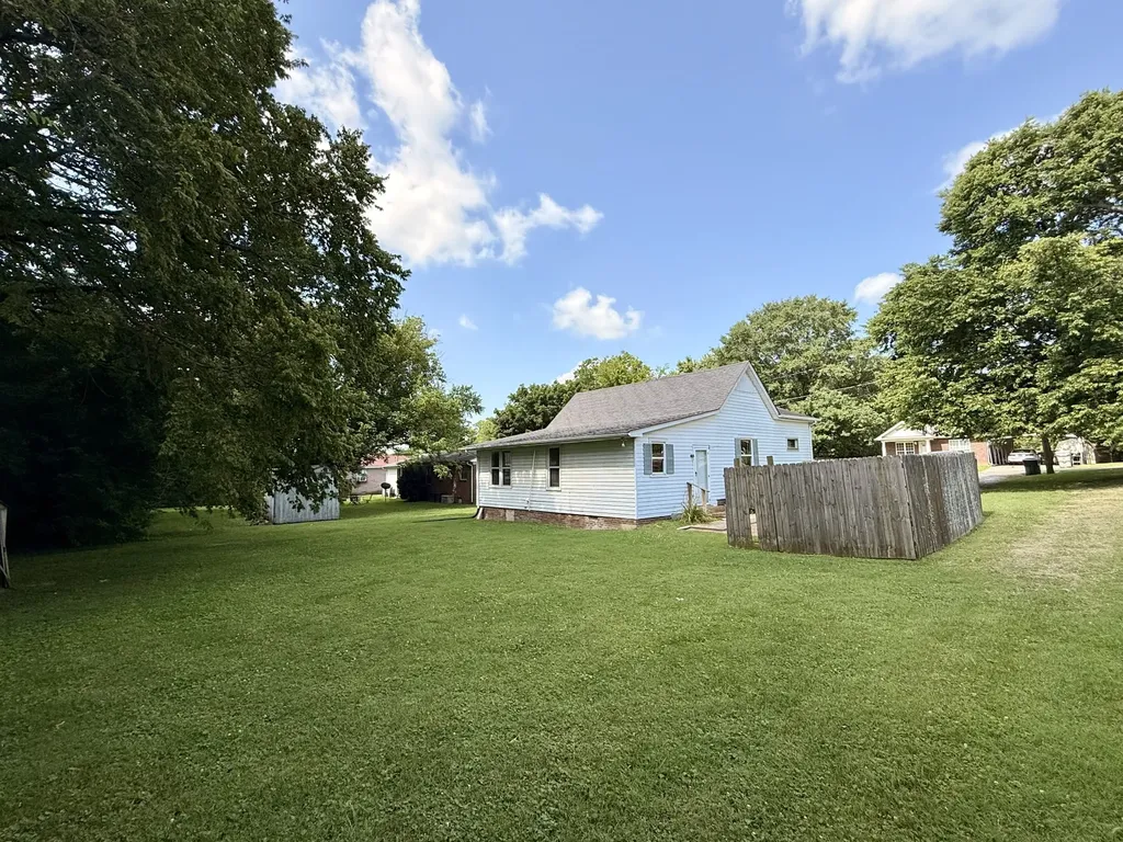629 Martha Avenue Gallatin TN 37066
