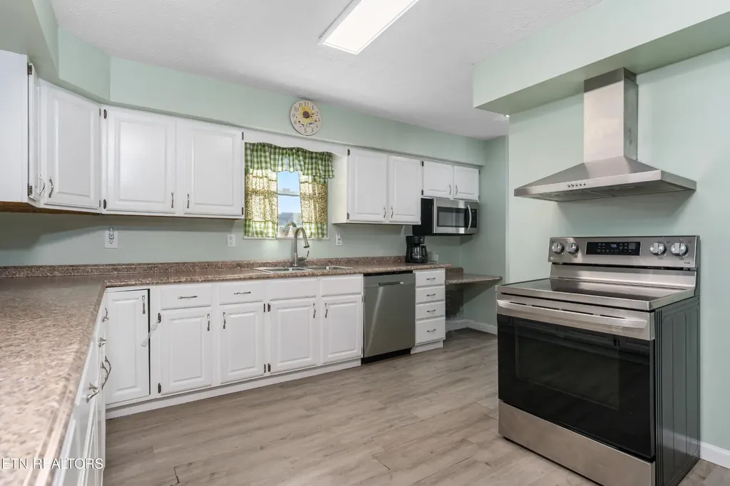 252 Chapman Overlook Drive Seymour TN 37865