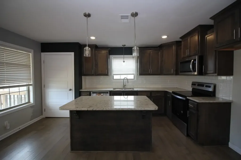 1580 Variance Drive Clarksville TN 37042