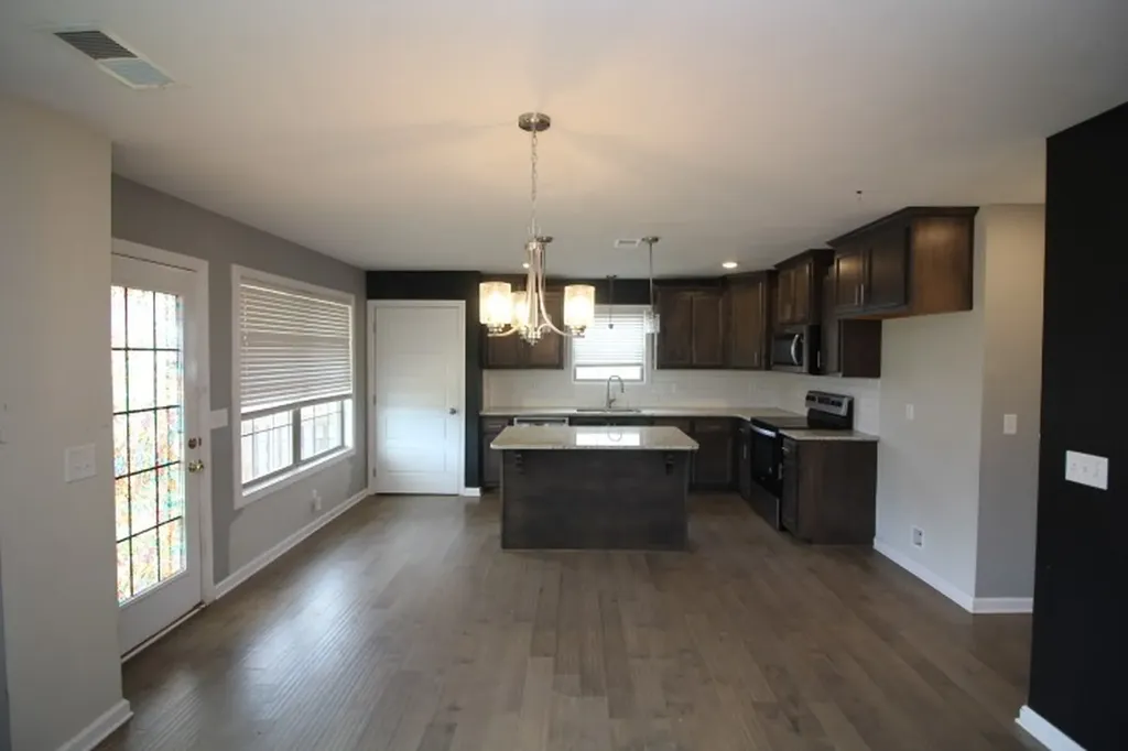 1580 Variance Drive Clarksville TN 37042