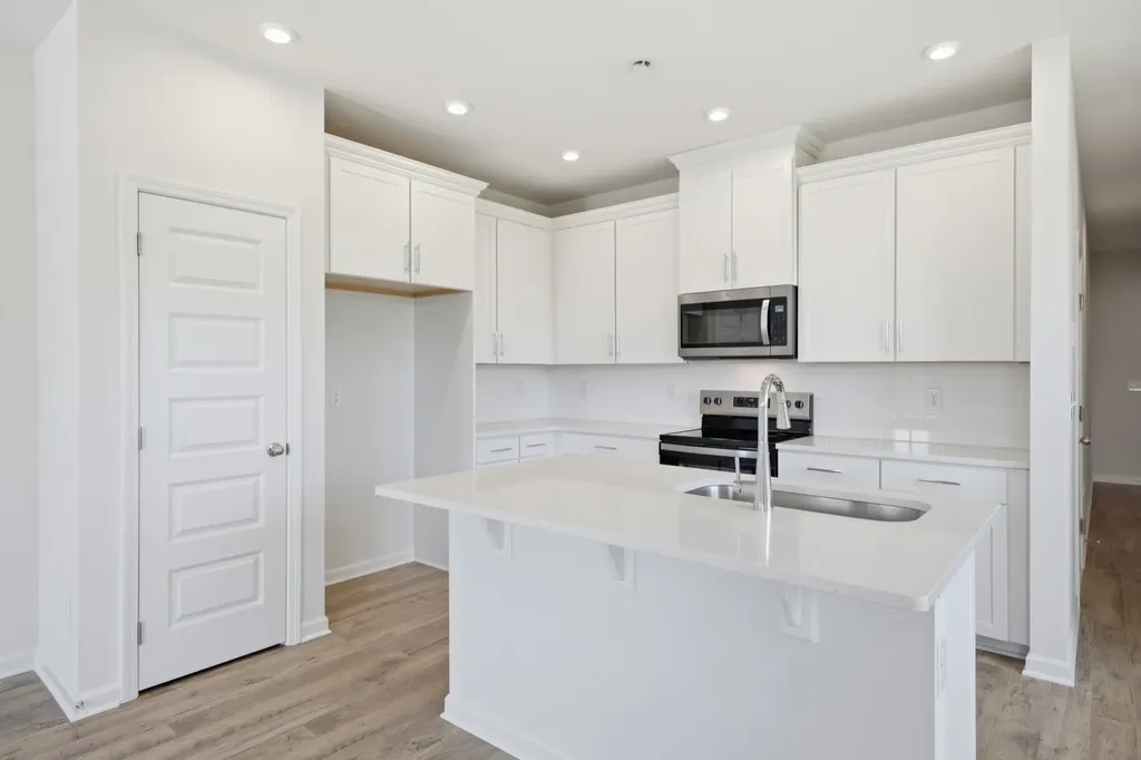 5035 Dayflower Drive Hermitage TN 37076