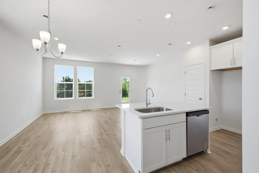 5035 Dayflower Drive Hermitage TN 37076