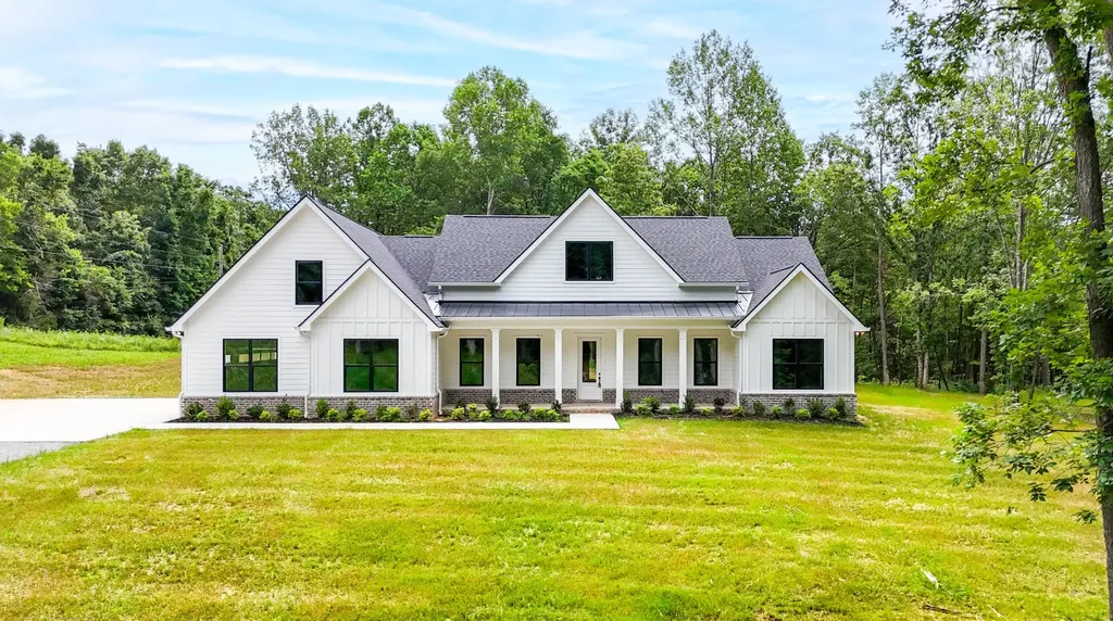 7765 Barnhill Road Primm Springs TN 38476