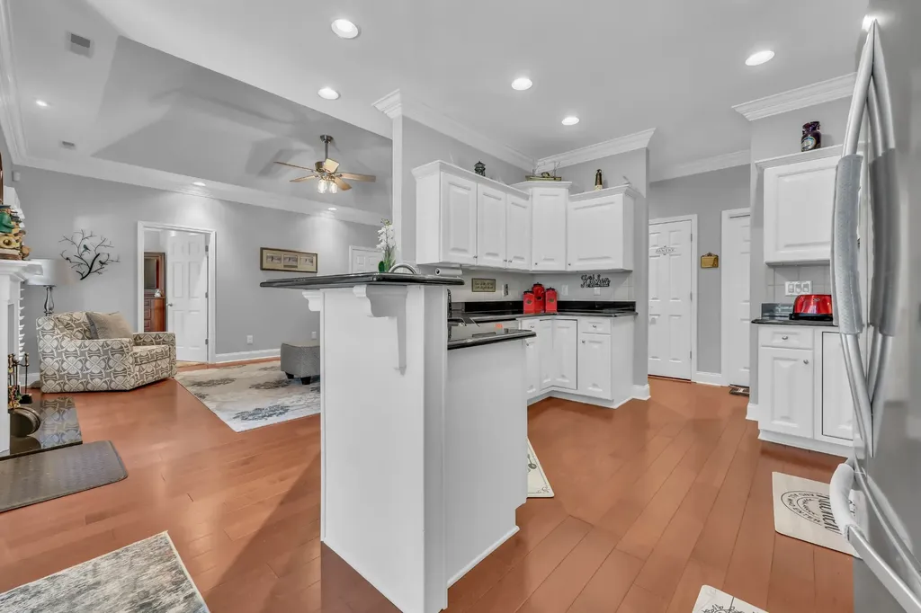 295 Turnberry Circle Clarksville TN 37043