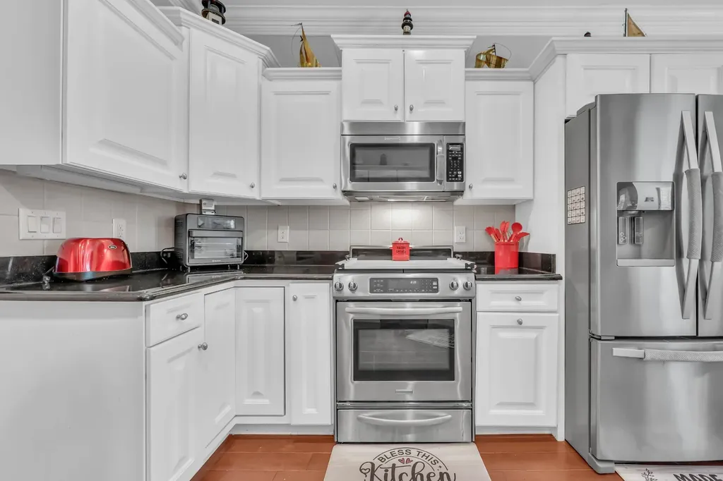 295 Turnberry Circle Clarksville TN 37043