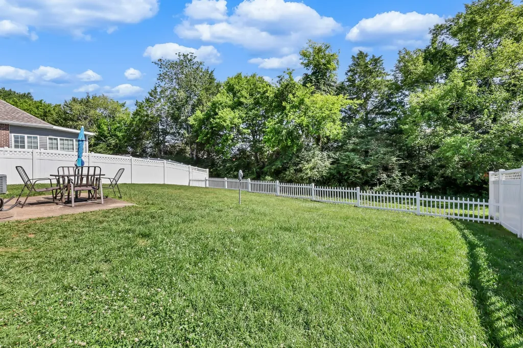 295 Turnberry Circle Clarksville TN 37043