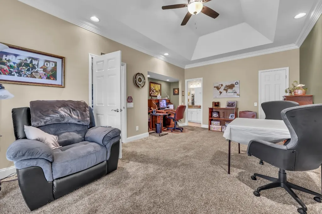 295 Turnberry Circle Clarksville TN 37043
