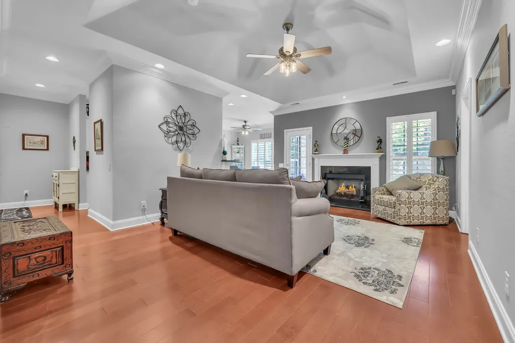 295 Turnberry Circle Clarksville TN 37043