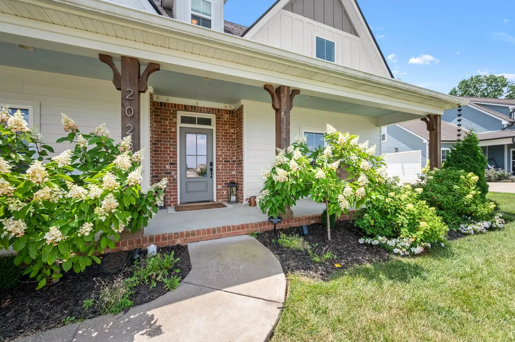 2028 Trout Trail Murfreesboro TN 37129
