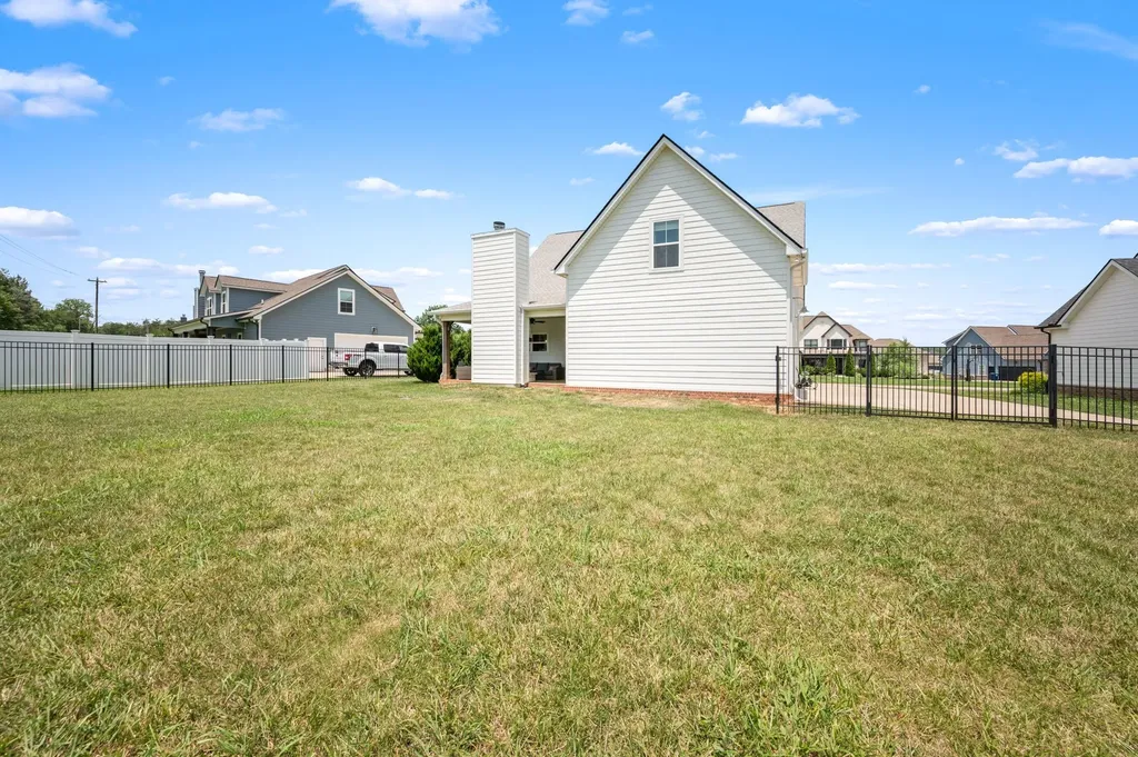 2028 Trout Trail Murfreesboro TN 37129