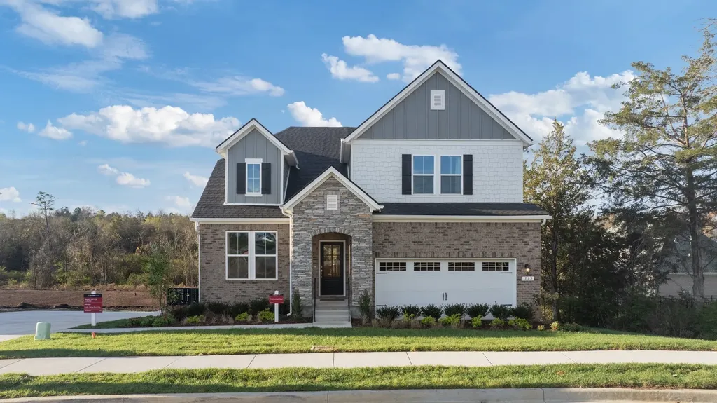 2437 Kemp Drive Hermitage TN 37076