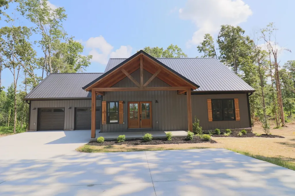 2941 Summertown Highway Summertown TN 38483