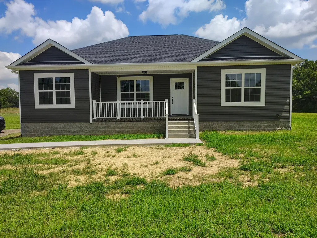 1198 Shiloh Road Lafayette TN 37083