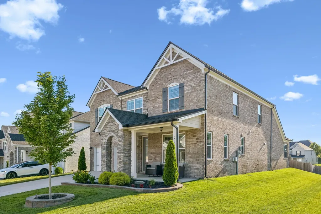 215 Heartland Drive Mount Juliet TN 37122