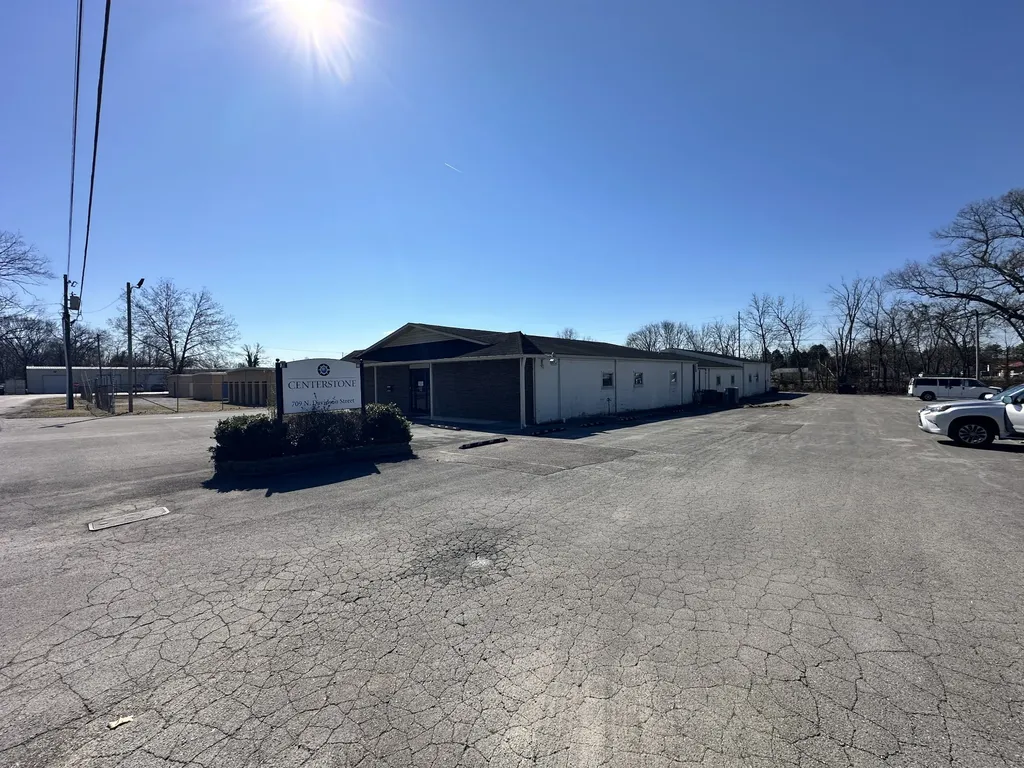 709 Davidson Street Tullahoma TN 37388