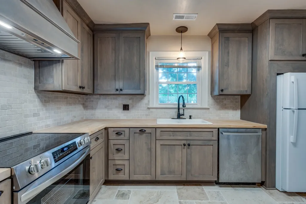 715 Hillsboro Road Franklin TN 37064