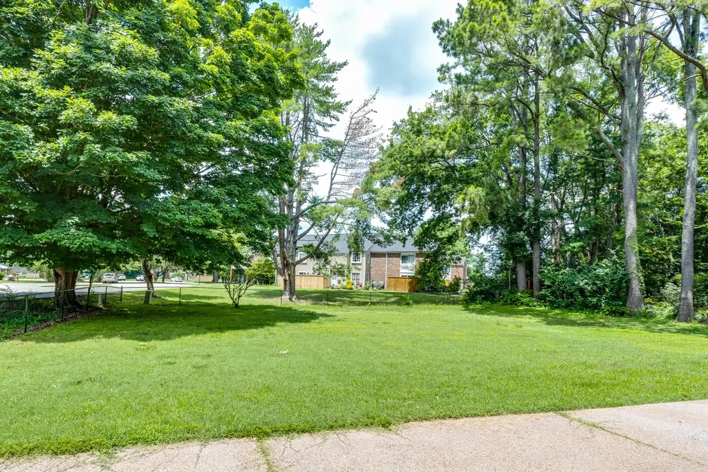 715 Hillsboro Road Franklin TN 37064