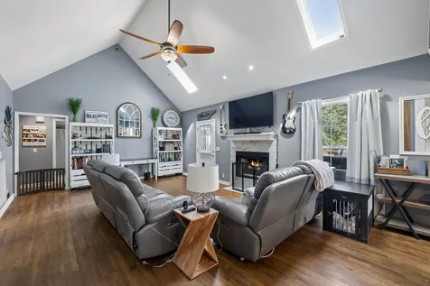 1010 Jensen Lane Hendersonville TN 37075