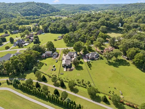 1010 Jensen Lane Hendersonville TN 37075